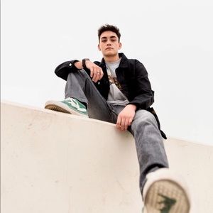 Meet your Posher, Jake